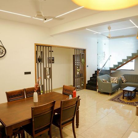 Teak And Lake Homestay Thekkady Luaran gambar